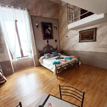 Il Borbonico A Toledo Apartamento Nápoles Exterior foto
